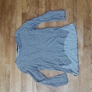 (XS) Zara Woman Patterned Long Sleeved Blouse High Low Shirt Tail Modern